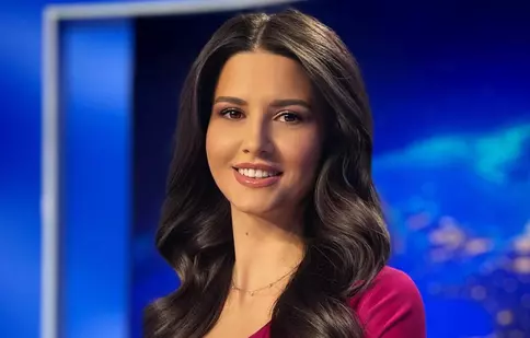 Ce seriale urmărea Iulia Pârlea în adolescență? „Urmăream telenovele și de multe ori uitam să-mi fac temele”. EXCLUSIV