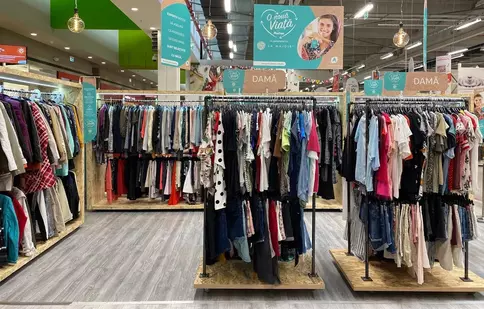 Universul hainelor second hand: lasă-te surprins de calitatea și varietatea lor!