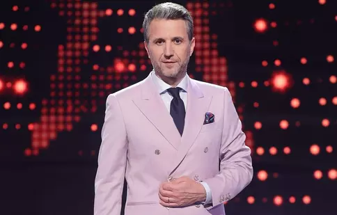Andi Moisescu, arta de a spune „NU” la „Românii au talent”. „Eu doar îmi ascult gândurile și le verbalizez”. EXCLUSIV