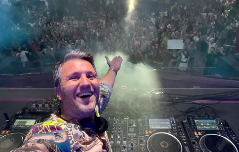 Andi Moisescu, DJ în timpul liber. „Mă suspectez că trăiesc prin muzică”. EXCLUSIV