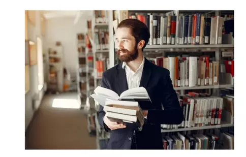 Theodoros și alte cărți de Mircea Cărtărescu pe care le poți comanda de la BOOKZONE