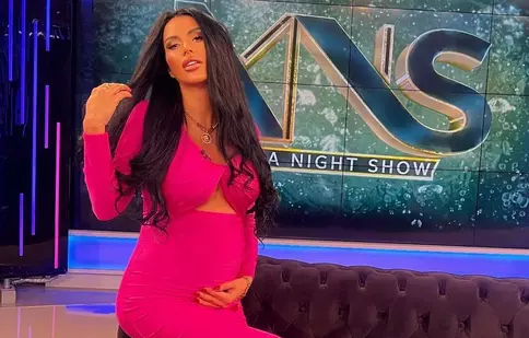 Daniela Crudu a născut. Primele imagini cu bebelușul fostei asistente TV