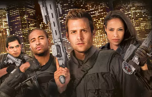 Filme la TV azi, 12 mai: „S.W.A.T. - Schimb de focuri”, „Transfer de viață”, „Adam Întunecatul”, „Numărătoarea inversă”