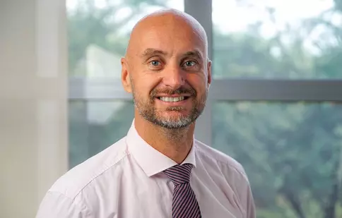 Vrei să intri în grațiile șefului pentru o viitoare promovare? Nu ar strica să îi oferi un cadou!