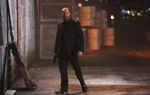 Filme la TV azi, 20 mai: „Un asasin nemilos”, „Cum să-ţi dresezi dragonul”, „Schimb de vieți”, „Stagiarii”