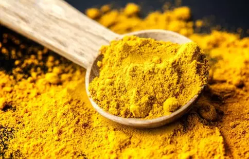 5 beneficii importante ale turmericului