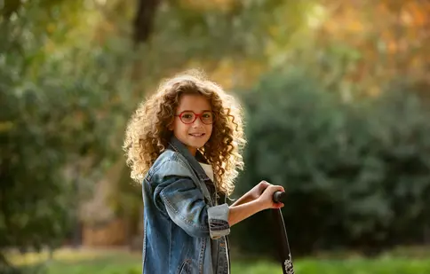 Miopia – viciul de afectare a vederii pentru lumea modernă. Soluții de tratament care privesc miopia pe termen lung