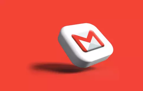 Comunicare în era digitală: Ascensiunea incontestabilă a mesajelor și e-mailurilor