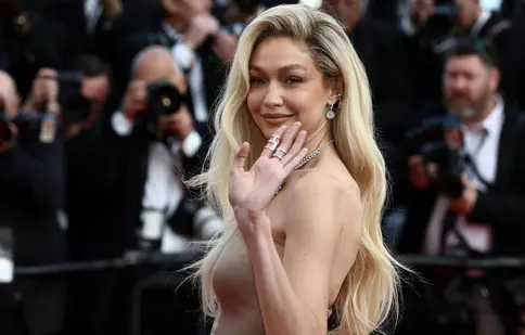 Gigi Hadid, prima reacție după ce a fost arestată în insulele Cayman. Ce avea în bagaje
