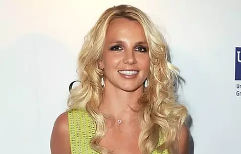 Britney Spears vrea o nuntă intimă