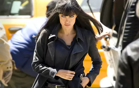 „Salt”, filmul cu Angelina Jolie, ar putea deveni serial