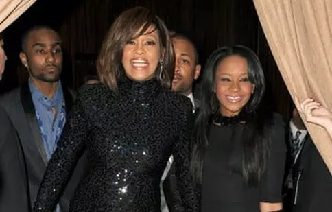 Bobbi Kristina Brown, fiica lui Whitney Houston, în comă indusă