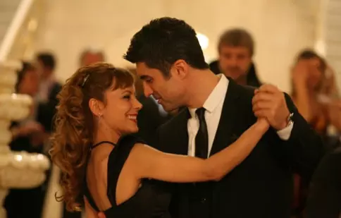 Noul serial turcesc la Kanal D: "O poveste de dragoste"