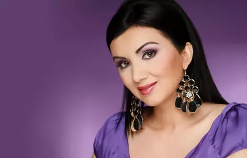Adriana Bahmuţeanu: „Dacă nu plecam de acasă, nu reveneam pe tv”
