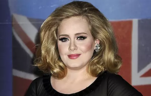 Adele valorează peste 17 milioane de euro