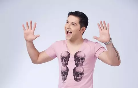 VIDEO. Liviu Vârciu a lansat videoclipul piesei “Vecina”