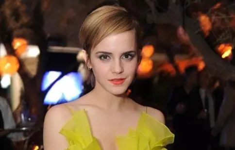 Emma Watson e îngrijorată de apariţiile pe covorul roşu