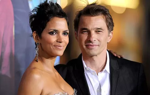 Halle Berry divorțează de Olivier Martinez