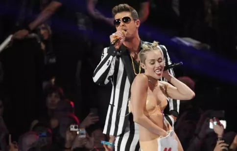Miley Cyrus şi Robin Thicke vor face show şi la MTV EMA