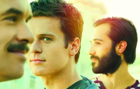 HBO lansează serialul „Băieţi frumoşi” / „Looking” pe 1 martie