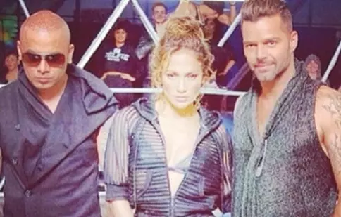 Jennifer Lopez filmează clip după clip