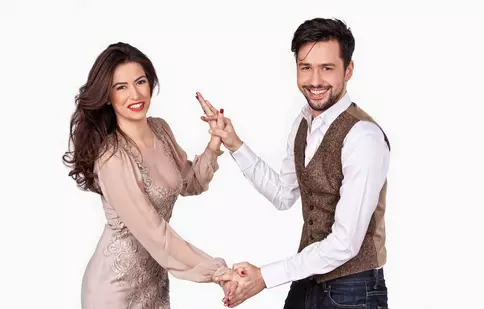 Alexandru Constantin şi Diana Bart au transformat "Focus monden" în "Click!"