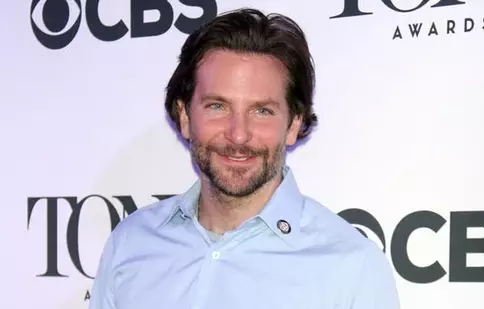 Bradley Cooper s-a despărţit de modelul Irina Shayk?
