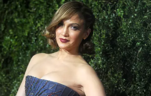 Jennifer Lopez își prezintă noul serial