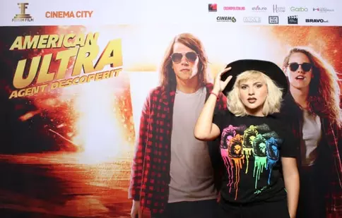 Vedetele au urmărit în avanpremieră filmul „American Ultra: Agent descoperit”