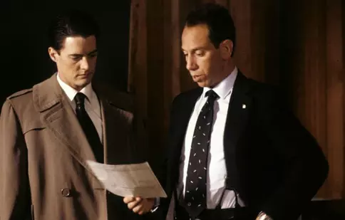 Miguel Ferrer se întoarce în „Twin Peaks”