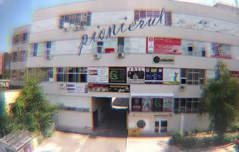 Povestea fabricii „Pionierul”, la „România furată”