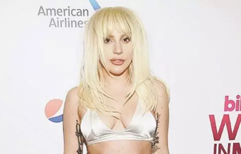 Lady Gaga a primit un ponei de Crăciun