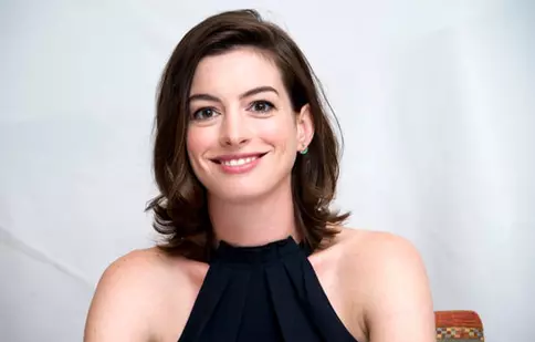 Actriţa Anne Hathaway va deveni mamă anul viitor