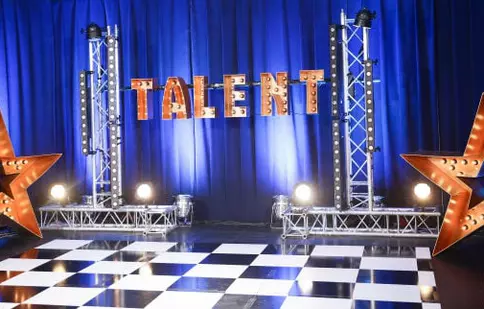 Elemente noi de decor la “Românii au talent” (Pro TV)