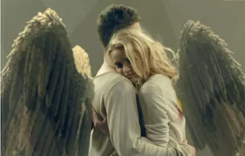 Carla’s Dreams a lansat un nou videoclip, „Aripile”
