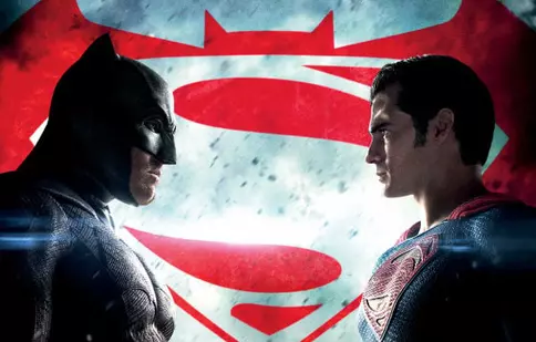 „Batman vs Superman: Zorii dreptăţii” are şi versiune dublată