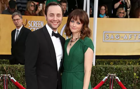Alexis Bledel și Vincent Kartheiser sunt părinți de luni bune și nimeni nu a aflat!