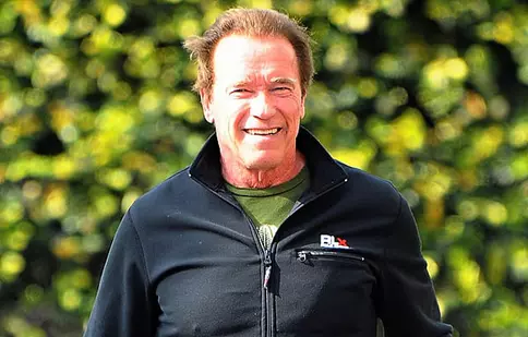 Schwarzenegger va juca într-un serial despre bodybuilderi