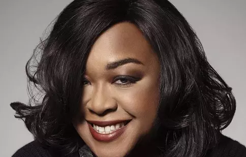 Ce trebuie să ştiţi despre Shonda Rhimes, mama serialelor „Anatomia lui Grey” şi „Scandal”