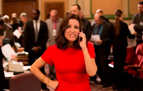 EXCLUSIV. Actorii Julia Louis-Dreyfus și Tony Hale și producătorul executiv David Mandel ne-au vorbit despre „Vicepreședinta”