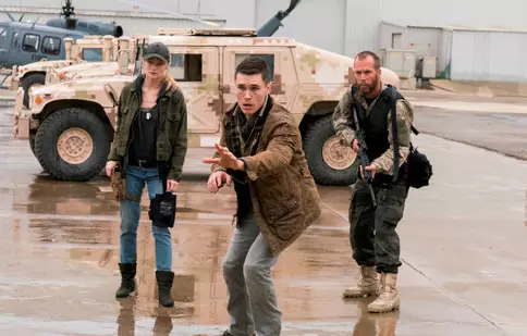 „Fear the Walking Dead” se întoarce cu al treilea sezon. Serialul va fi difuzat de AMC simultan cu premiera în SUA