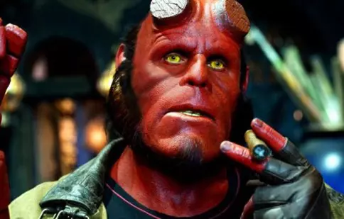Una caldă, una rece. Se face „Hellboy”! Dar fără Ron Perlman și Guillermo Del Toro