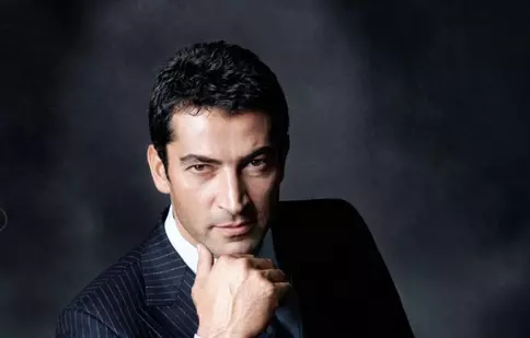 Kenan Imirzalıoğlu, dorit şi nu prea, în rolul sultanului Mahomed al II-lea Cuceritorul