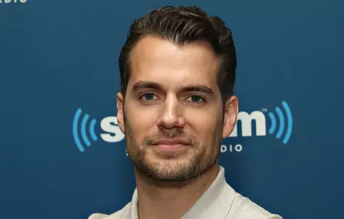 Henry Cavill și-a găsit o nouă iubită la filmările pentru „Misiune imposibilă 6”