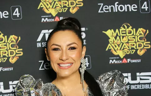 FOTO. Andra este cel mai premiat artist din istoria Media Music Awards