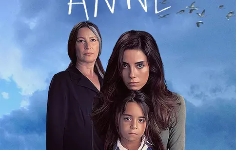 Antena 1 difuzează serialul turcesc „Mama”, cu actriţa Cansu Dere în rolul principal