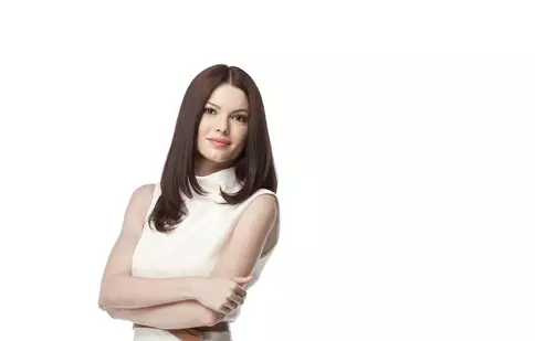 Prinţesa Polonic lansează „Supereroii din farfurie”, o carte de reţete pentru gătitul cu cei mici