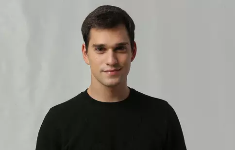 Vlad Gherman, surpriză emoţionantã pe platourile de filmare de la “Fructul oprit”