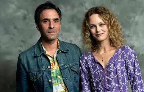 Vanessa Paradis s-a căsătorit cu regizorul Samuel Benchetrit