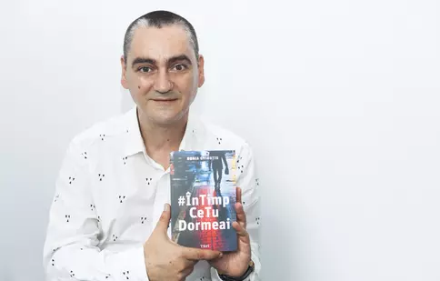 Editura Trei lansează cartea jurnalistului Horia Ghibuțiu, #ÎnTimpCeTuDormeai